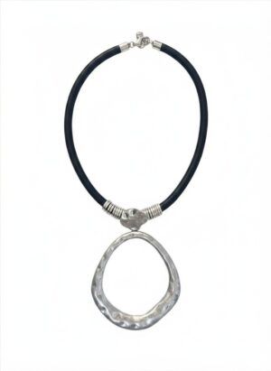 COLLAR AROA