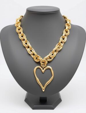 COLLAR HEART